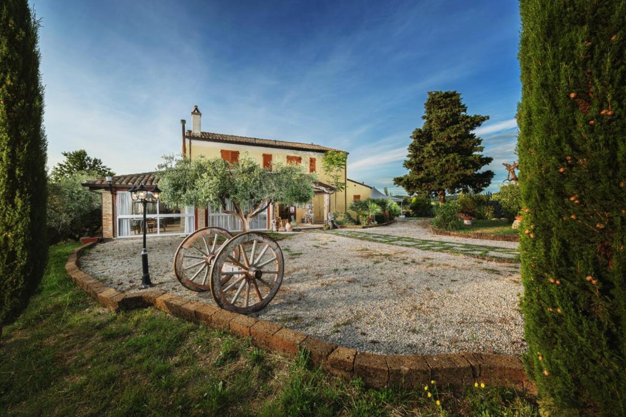 Briciola Di Sole B&B E Ristorante Borgo  Exterior foto